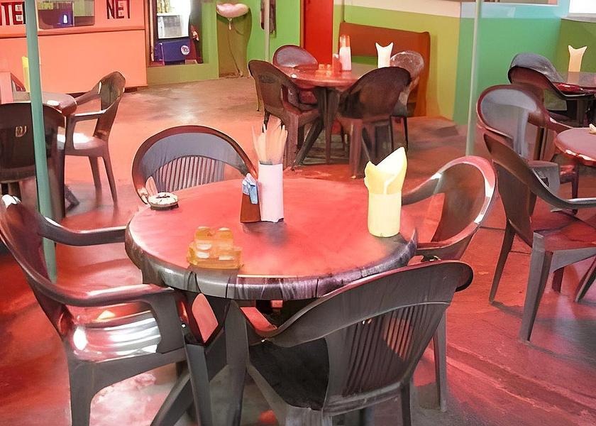 Uttar Pradesh Varanasi Exterior view