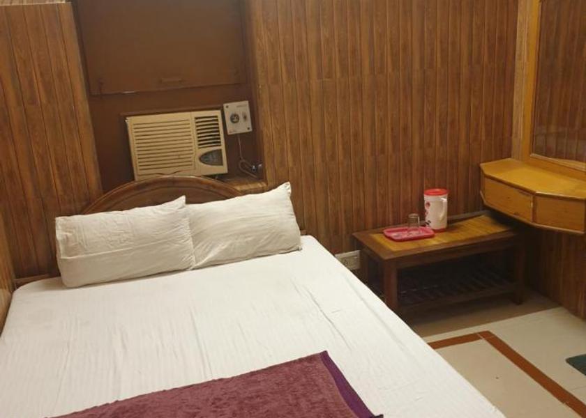 Uttar Pradesh Lucknow Bedroom