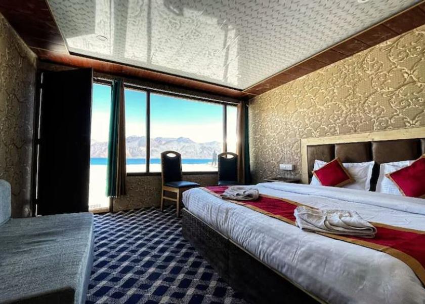 Ladakh Pangong Deluxe Cottage