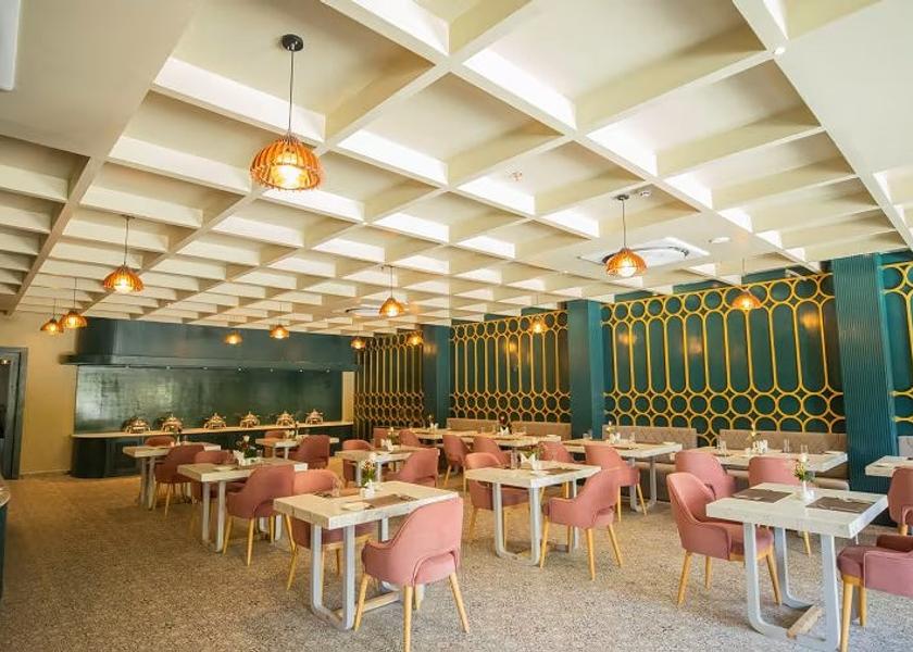 Rajasthan Udaipur Food & Dining