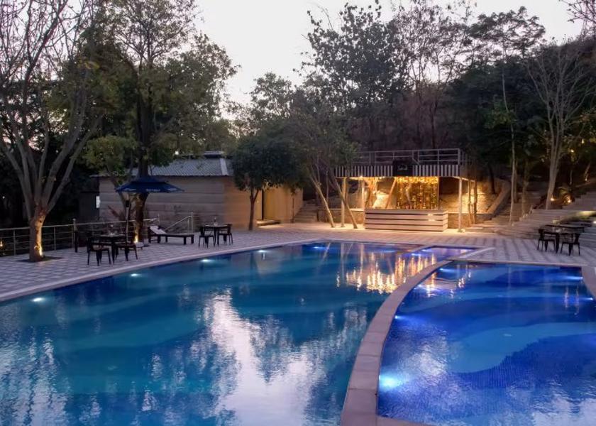 Rajasthan Udaipur Pool