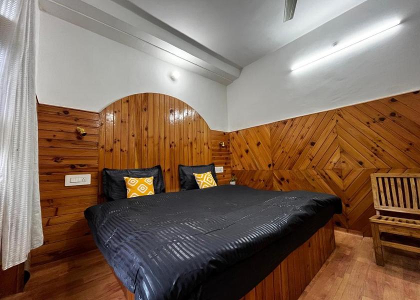 Himachal Pradesh Jibhi Standard Double Room