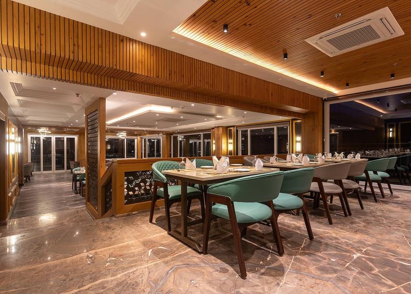 Himachal Pradesh Dharamshala Food & Dining