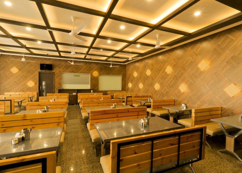 Gujarat Vadodara Food & Dining