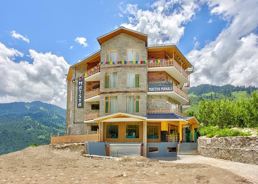 Himachal Pradesh Manali Hotel Exterior