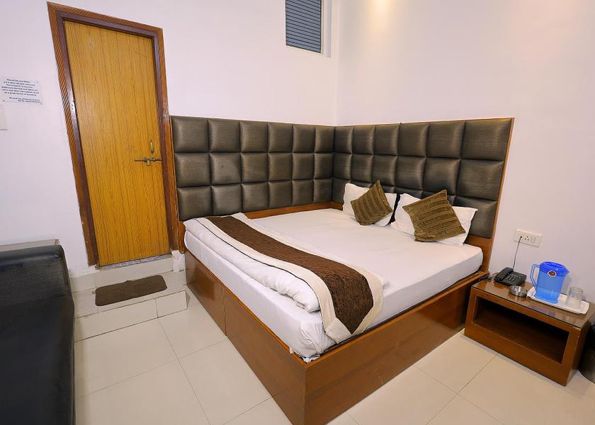 Uttar Pradesh Kanpur Deluxe