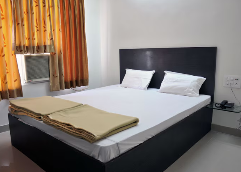 Maharashtra Jalgaon Deluxe Non AC Room