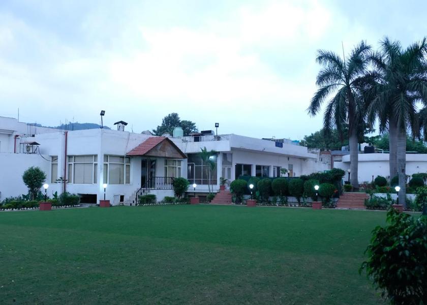 Himachal Pradesh Kala Amb Hotel Exterior