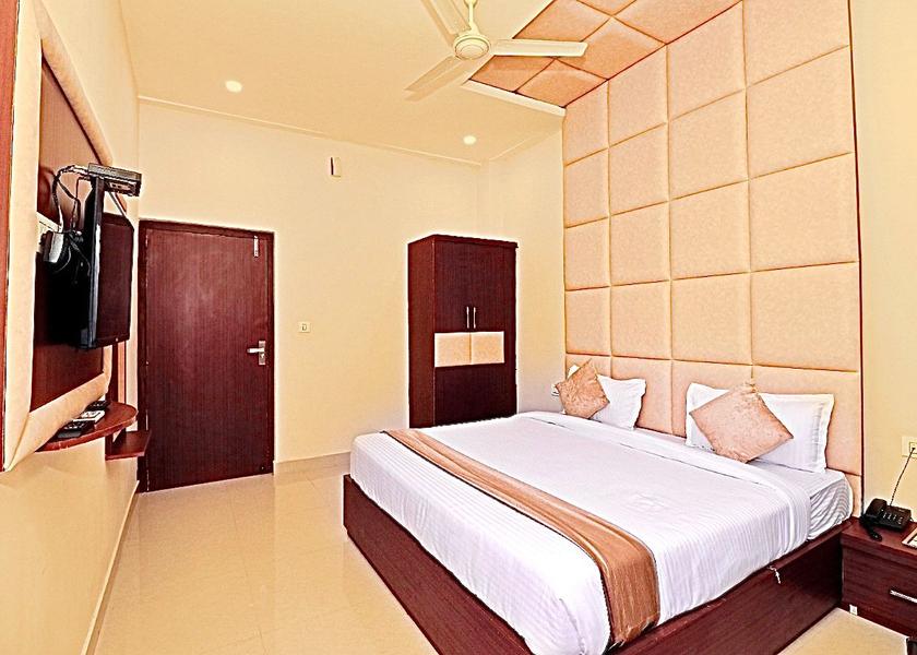 Uttarakhand Haridwar Deluxe Room