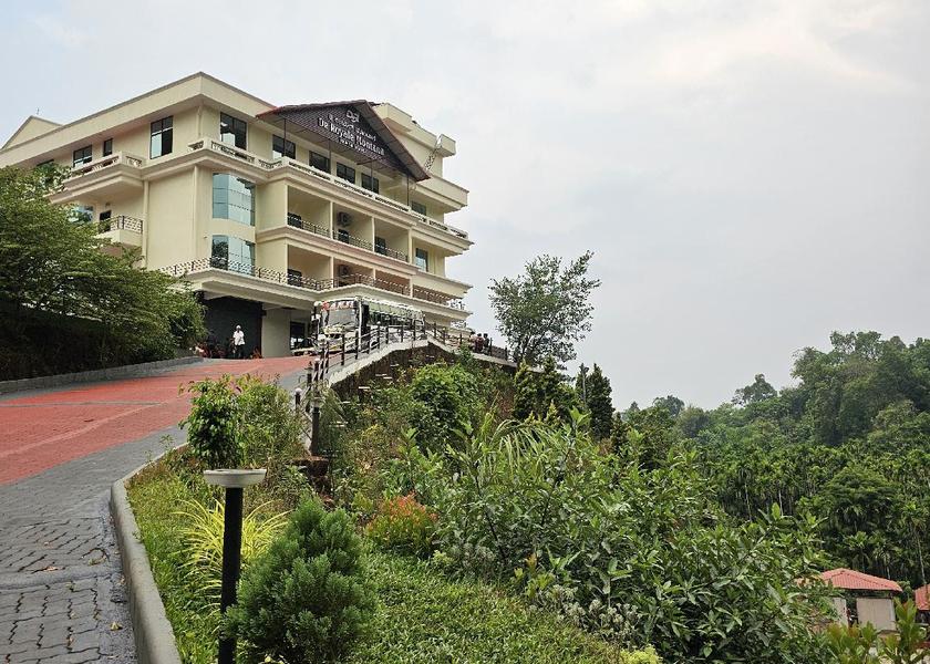 Karnataka Kukke Subramanya Exterior view