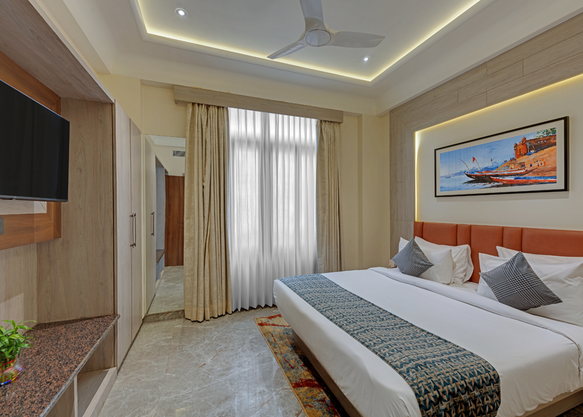 Uttar Pradesh Ayodhya Royal Suite with Jacuzzi