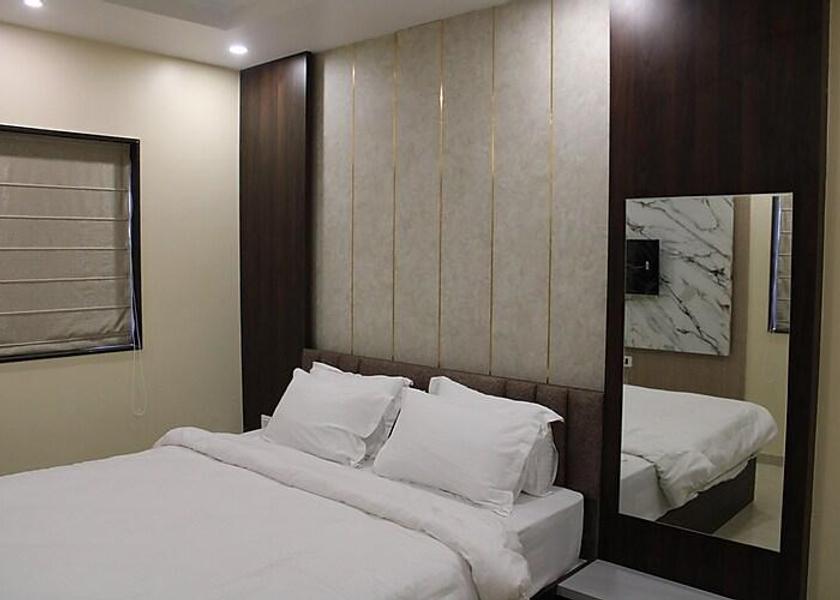 Maharashtra Kolhapur Deluxe Non AC Room 