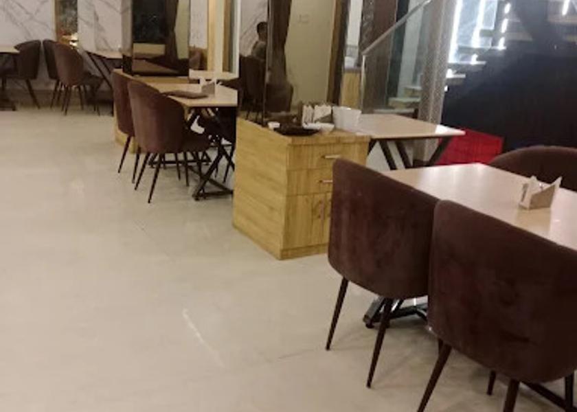 Maharashtra Kolhapur Food & Dining
