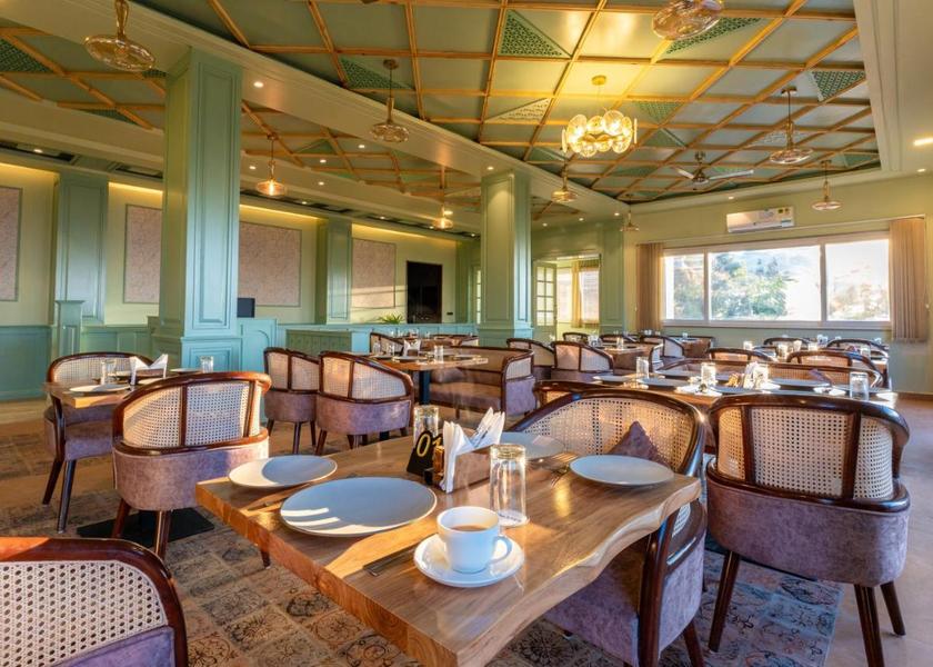 Uttarakhand Bhimtal Dining Area
