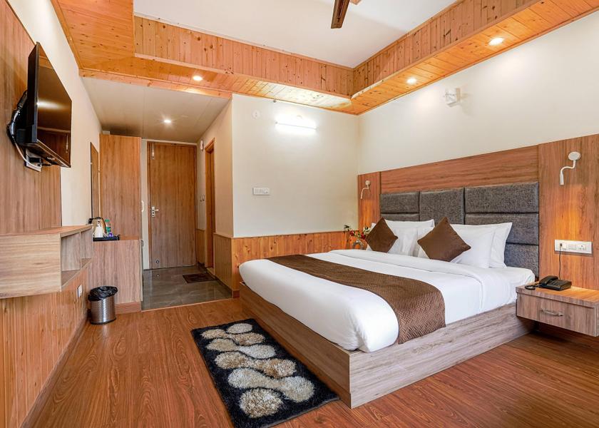 Himachal Pradesh Manali Deluxe Room With Balcony Backside View