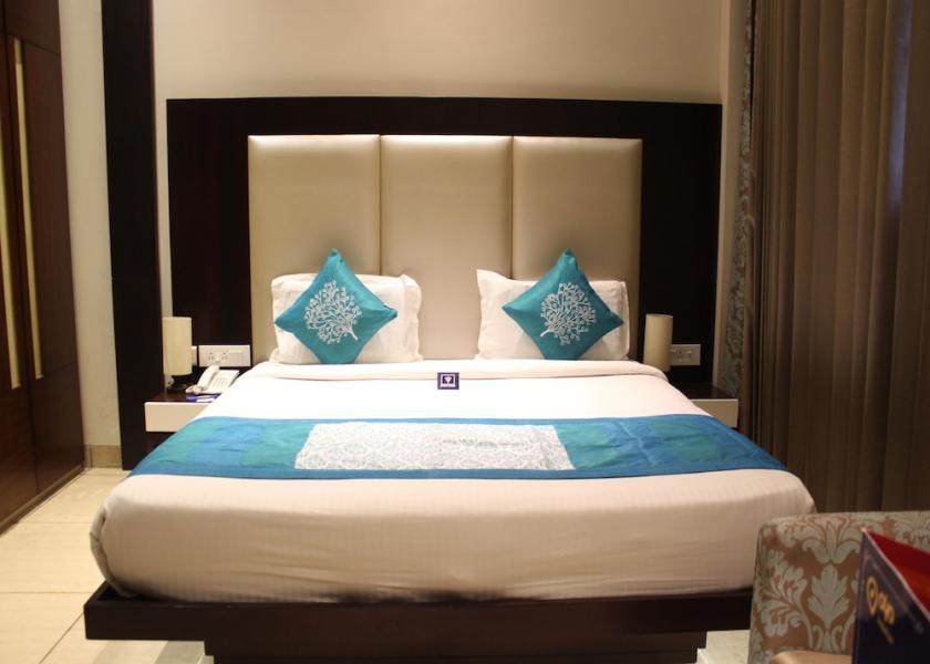 Uttar Pradesh Meerut Room