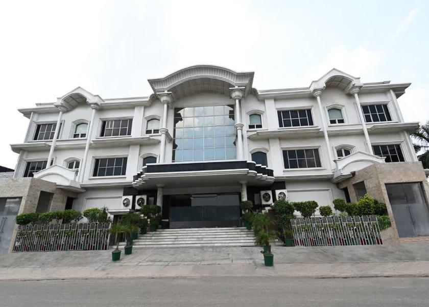 Uttar Pradesh Meerut Hotel Exterior