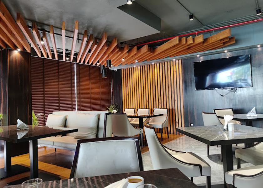 West Bengal Siliguri Food & Dining