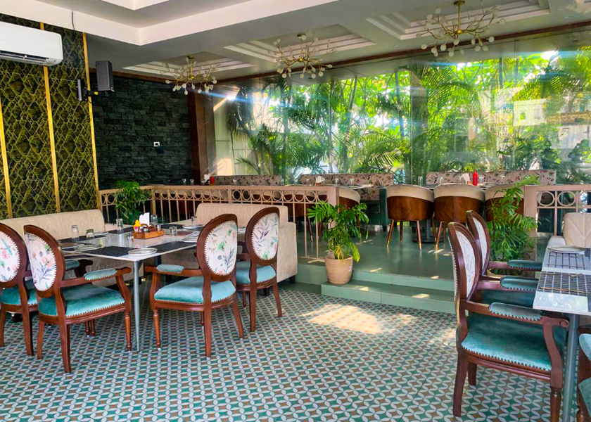 Uttar Pradesh Meerut Food & Dining