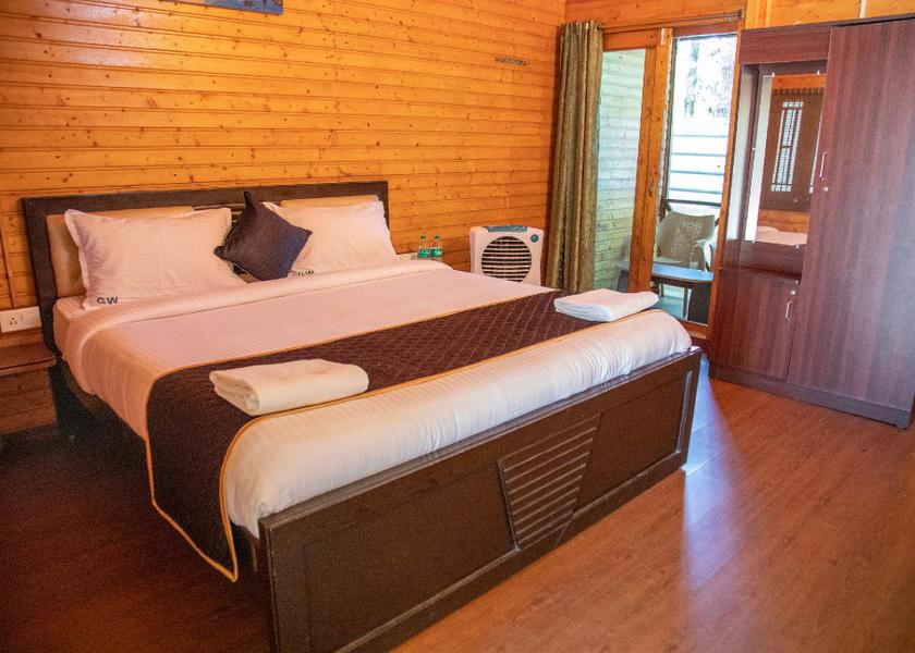 Tamil Nadu Yercaud Deluxe Room