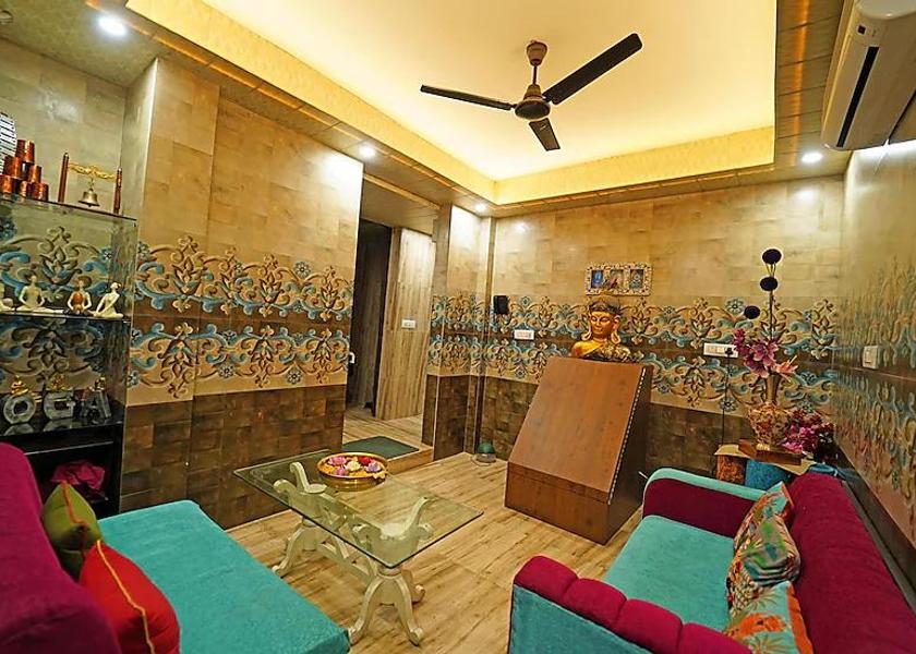 Uttarakhand Rishikesh Public Areas