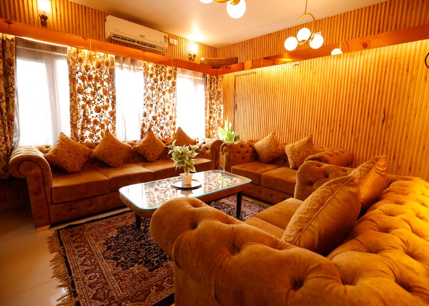 Jammu and Kashmir Pahalgam Public Areas