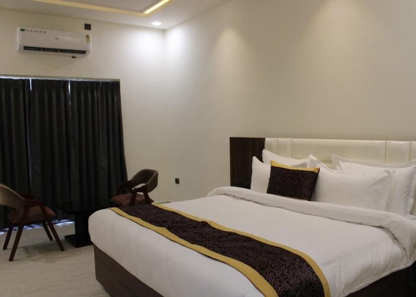 Uttarakhand Kotdwar Suite Room