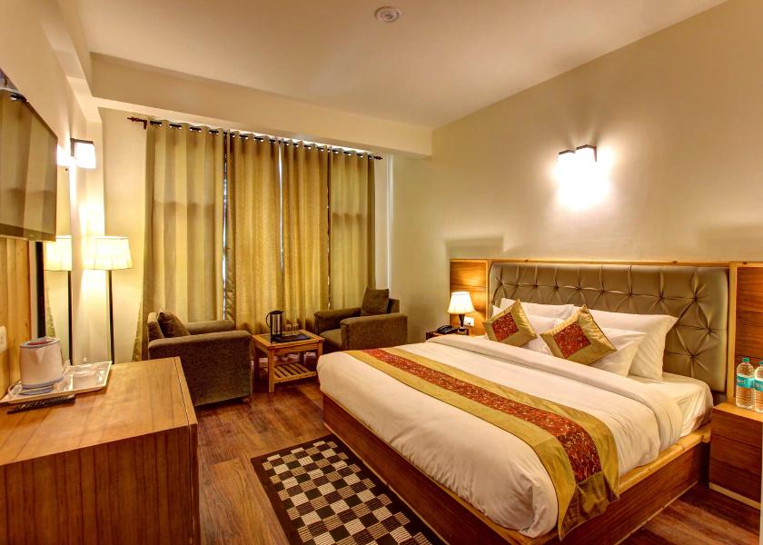 Himachal Pradesh Manali LUXURY ROOM