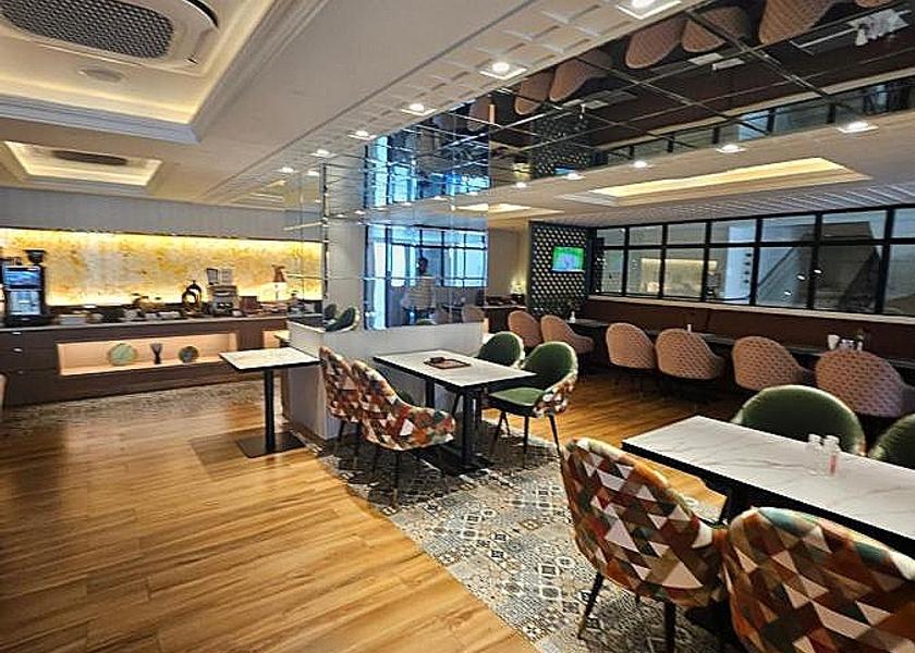Uttar Pradesh Noida Food & Dining