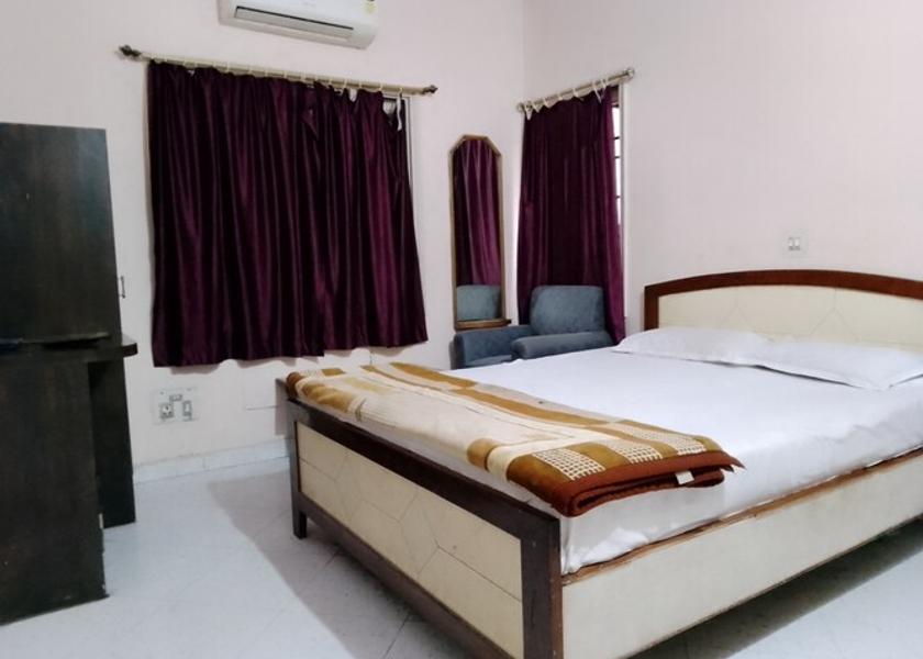 Bihar Bodh Gaya Non AC room