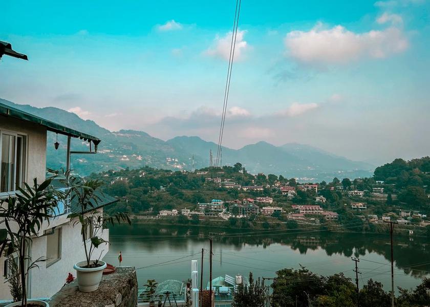 Uttarakhand Nainital Hotel View