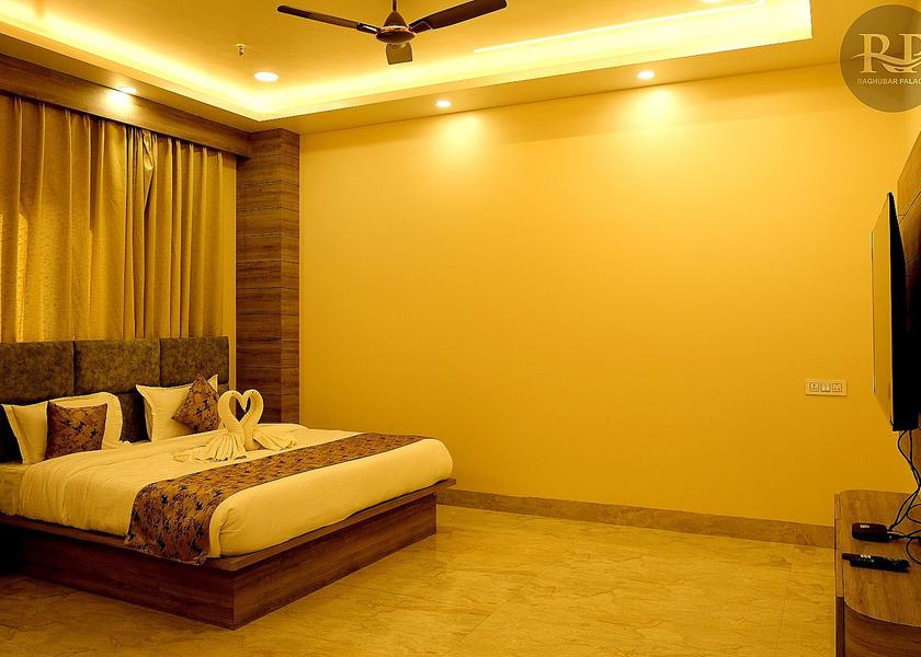 Uttar Pradesh Lucknow Suite Room