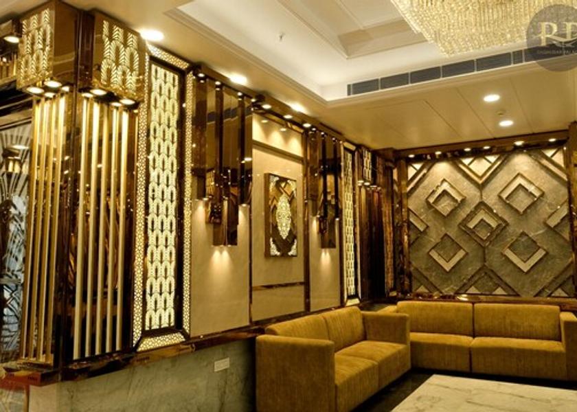 Uttar Pradesh Lucknow Public Areas