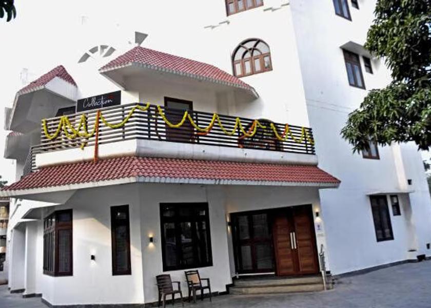 Uttar Pradesh Prayagraj Hotel Exterior