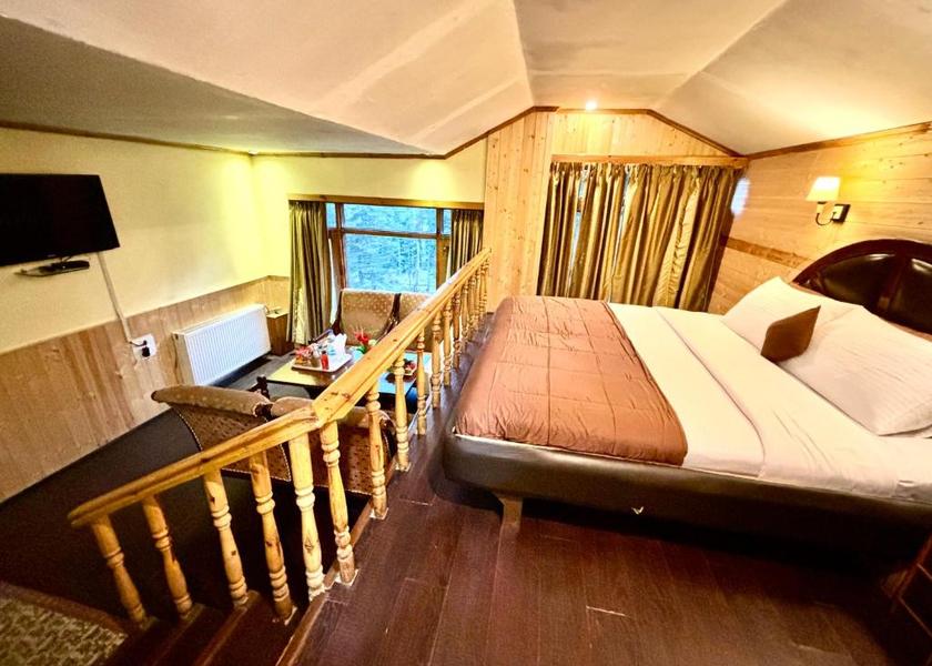 Jammu and Kashmir Gulmarg Deluxe Room