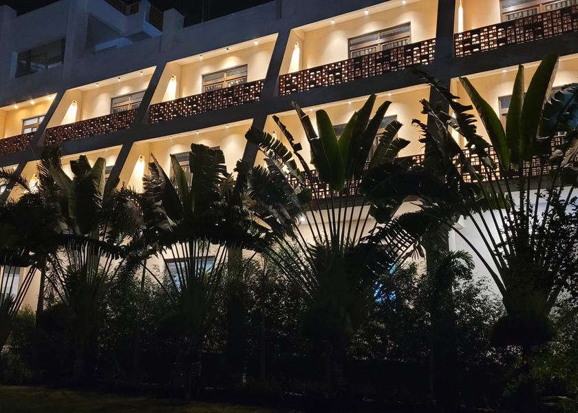 Uttar Pradesh Varanasi Hotel Exterior