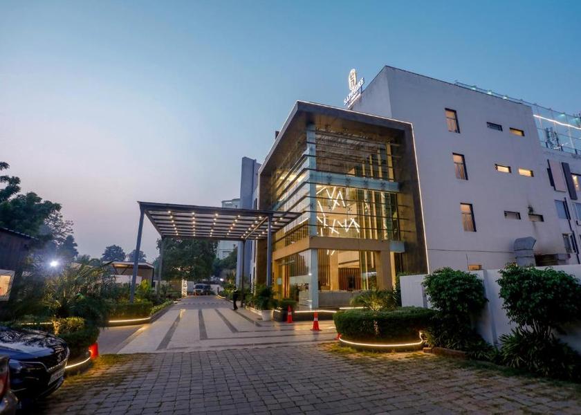 Uttar Pradesh Lucknow Hotel Exterior