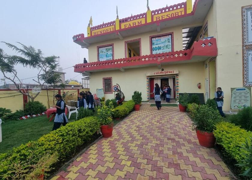 Madhya Pradesh Orchha Hotel Exterior