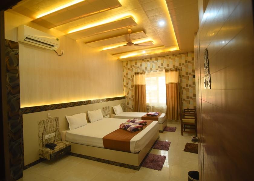 Karnataka Davanagere Deluxe AC Room
