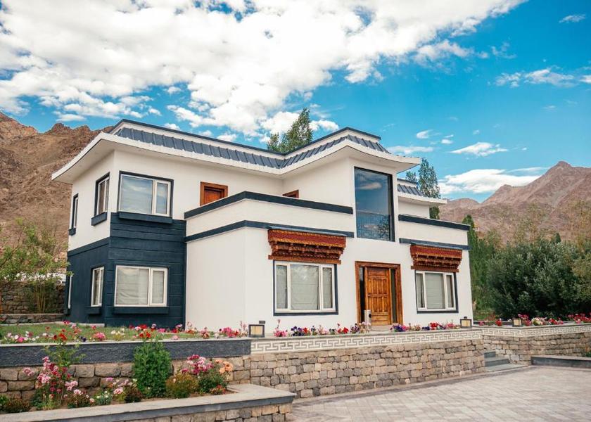 Ladakh Leh Hotel Exterior