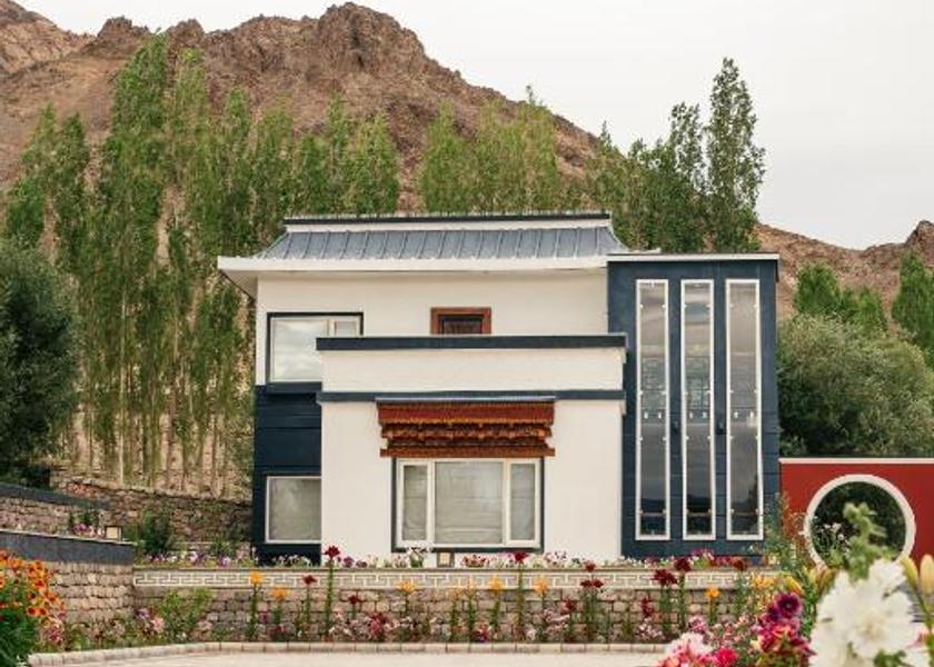 Ladakh Leh Hotel Exterior