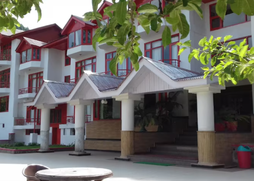 Jammu and Kashmir Patnitop Hotel Exterior