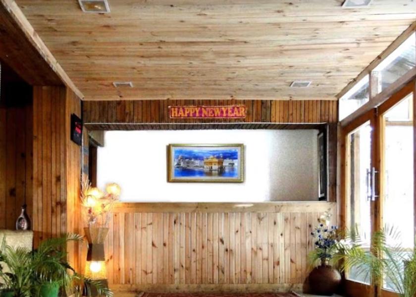 Jammu and Kashmir Patnitop Public Areas
