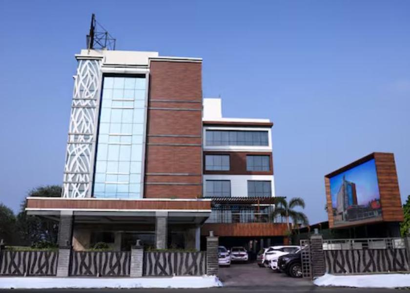 Tamil Nadu Vellore Hotel Exterior