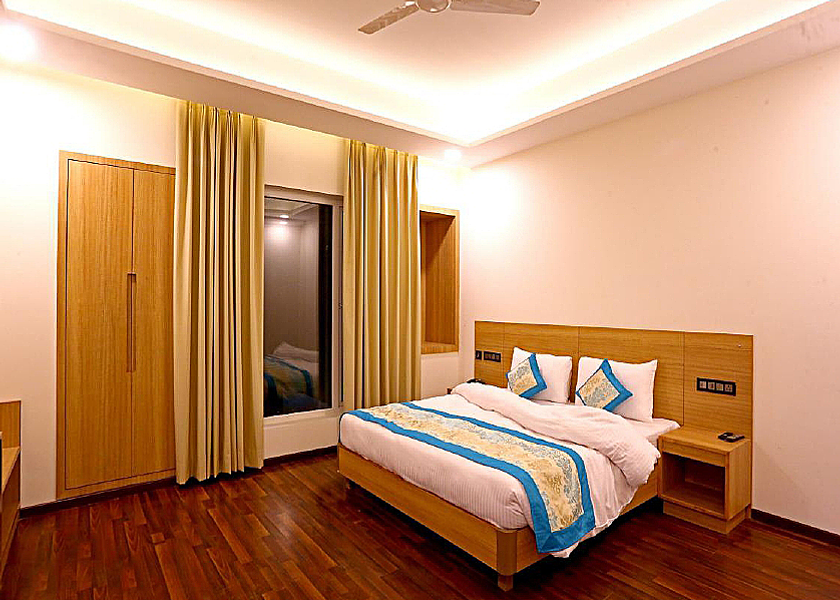 Uttar Pradesh Noida Superior Room