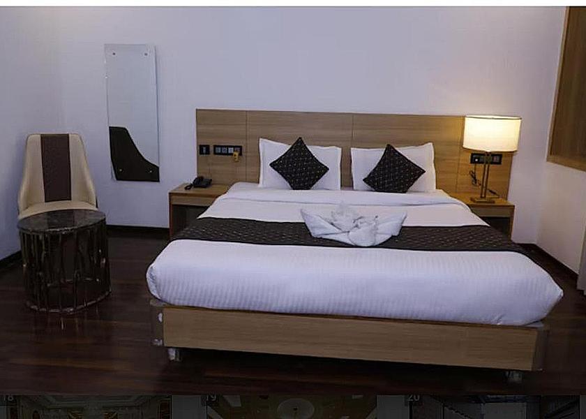 Uttar Pradesh Noida Superior Room