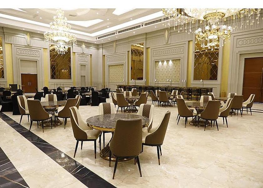 Uttar Pradesh Noida Food & Dining