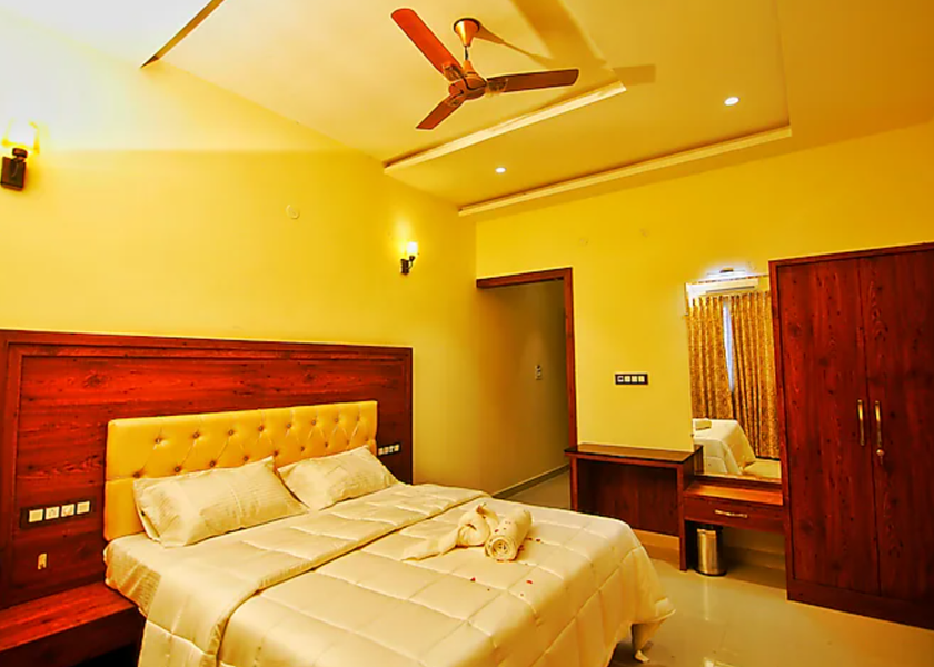 Karnataka Raichur Deluxe AC Room