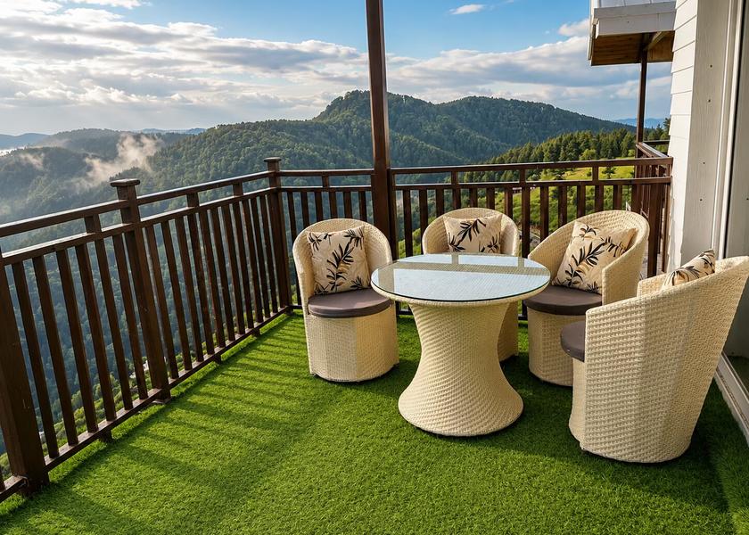 Himachal Pradesh Kufri Mountain View Junior Suite with Private Balcony