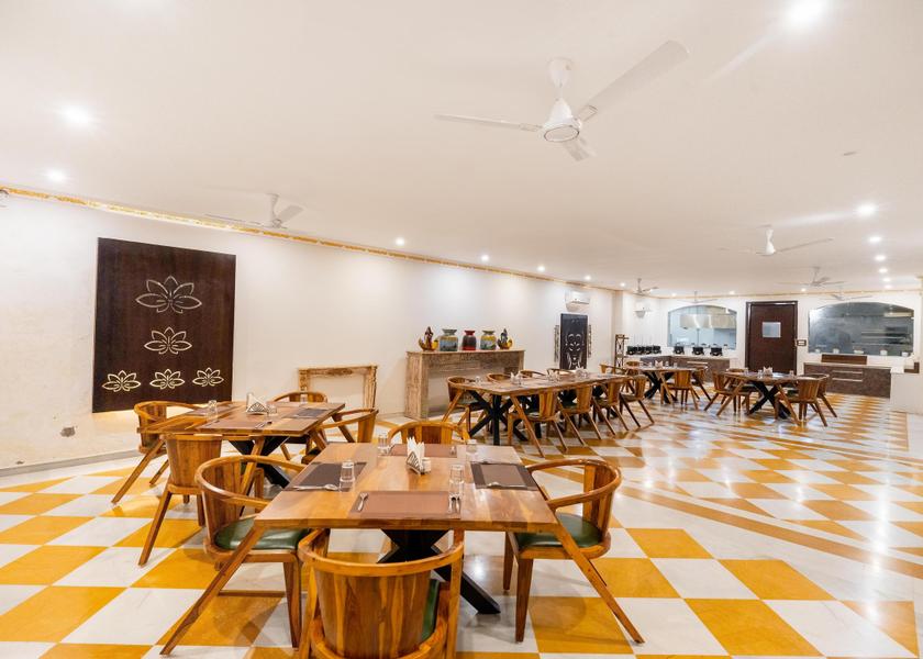 Rajasthan Udaipur Food & Dining